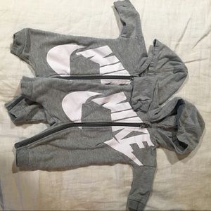 Nike romper 0-3 months set of 2